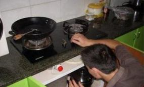 不銹鋼板灶臺使用注意事項
