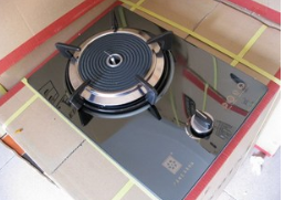膠管開(kāi)裂或不接好,更換新膠管并固定不動(dòng);b、閥門接頭處密封性