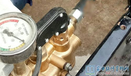 售后服務一臺黑貓集團清洗設備有限責任公司