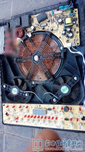 拆殼發(fā)覺5uF電容康銅絲虛焊,告之客戶花費讓中午取機