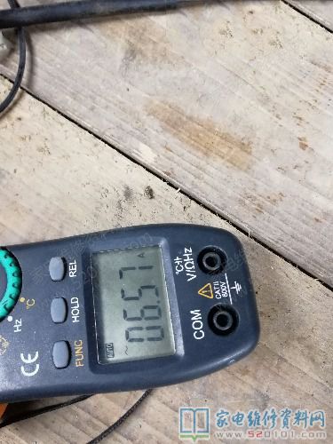 美的電滋爐,通電檢查,原常見故障為不插電,分析判斷可能是IG
