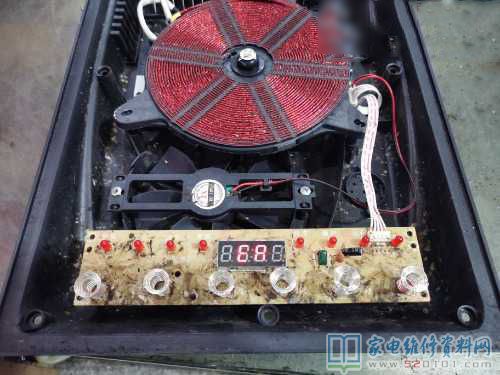 仿冒電滋爐到我維修中心,插電顯示常見(jiàn)故障