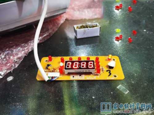 接修一臺從同行業轉修回來的仿冒電飯鍋,常見故障