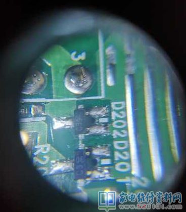 一臺象印電飯煲,顧客插反220V電壓毀壞,取得我維修中心,因