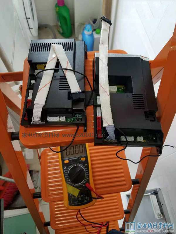 開啟領(lǐng)頭后電熱水器無離心風(fēng)機(jī)聲無打火聲,拆卸控制面板測水流感