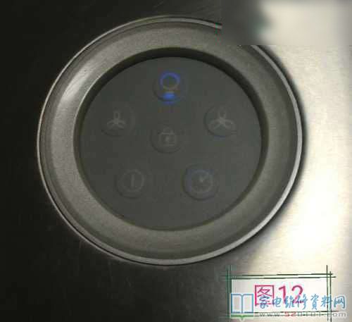 自己家的伊萊克斯ES01抽煙機用了十多年了,它是與訂制的廚房