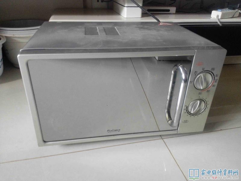 微波爐加熱高壓二極管立即和機殼相接的問題