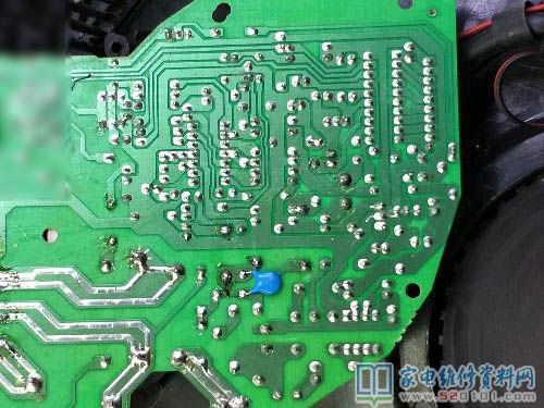 十幾臺小火鍋電磁爐啟動表明E6,經檢測,發現在攜帶電燈泡維護