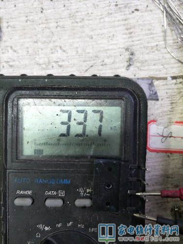 十幾臺小火鍋電磁爐啟動表明E6,經檢測,發現在攜帶電燈泡維護