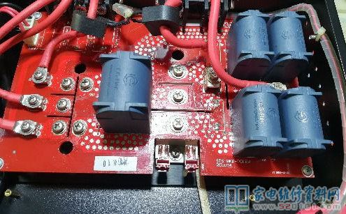 副開關電源、電腦版本和壓串聯諧振都裝在一個“黑匣子”里邊,接