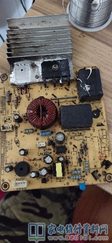 美的電磁爐插電無法顯示的常見故障,拆機檢驗