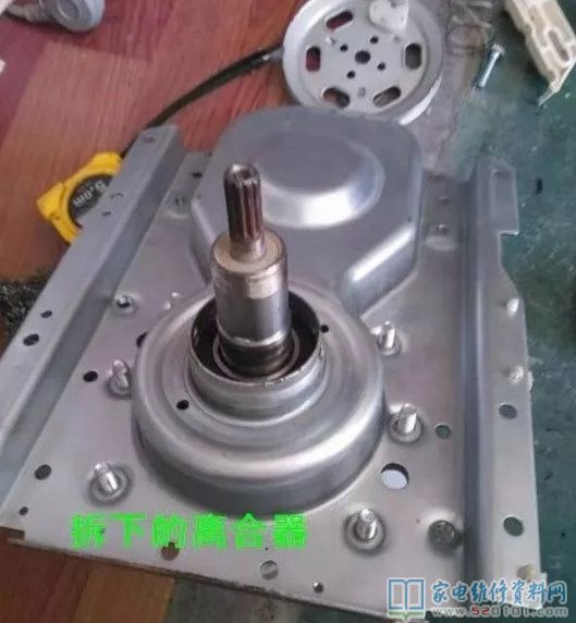 接修一臺(tái)日立自動(dòng)式波輪洗衣機(jī)
