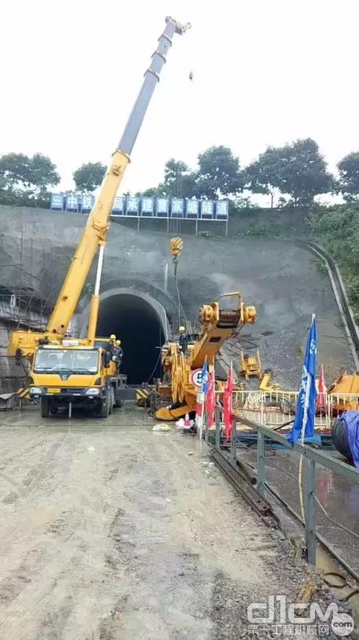 柳工起重機設備